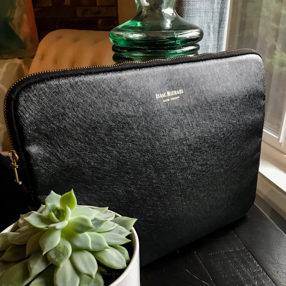 Isaac Mizrahi New York Black Laptop sleeve EUC